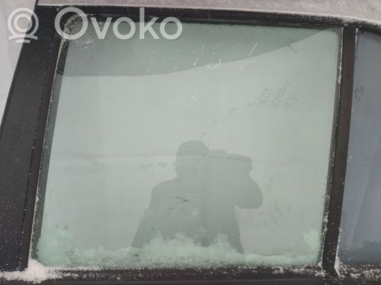 Mercedes-Benz ML W163 Rear door window glass