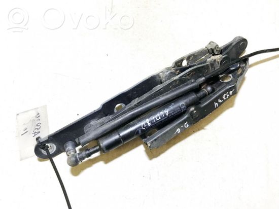 Audi 80 90 B3 Tailgate/trunk/boot hinge 893827302a 893827302a