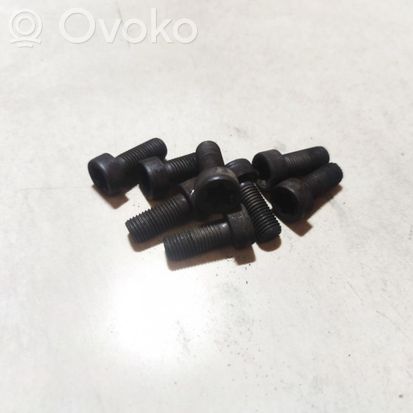 BMW X3 E83 Nuts/bolts