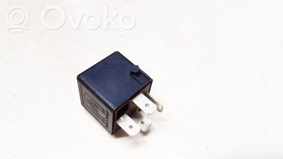 Mercedes-Benz E W210 Other relay A0025421319 A0025421319