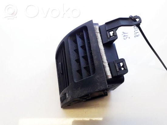 Volkswagen Touran I Dash center air vent grill 1T0819703A 1T0819703A