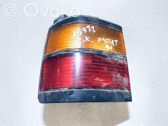 Volkswagen PASSAT B3 Rear/tail lights 333945111 333945111