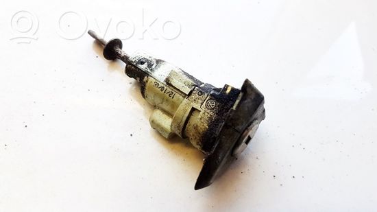 Volkswagen PASSAT B6 Front door lock (next to the handle) 3C0837168 3C0837168