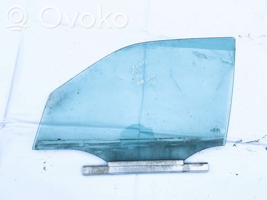 Mercedes-Benz C W202 Front door window glass four-door