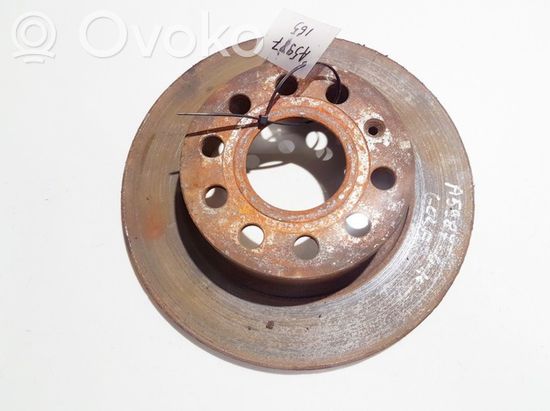 Volkswagen Golf V Rear brake disc neventiliuojamas neventiliuojamas