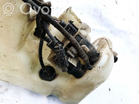 Mercedes-Benz E W211 Windscreen/windshield washer pump
