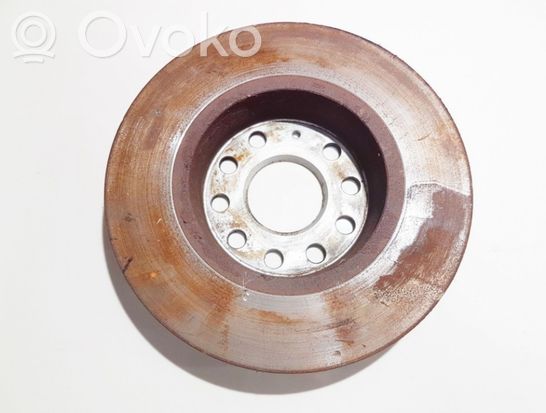 Volkswagen Jetta VI Rear brake disc neventiliuojamas neventiliuojamas