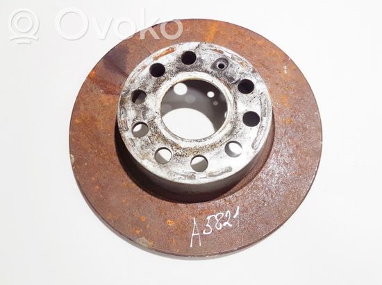 Volkswagen Jetta VI Rear brake disc neventiliuojamas neventiliuojamas