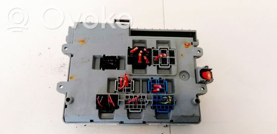 BMW 3 E90 E91 Fuse box set 690662106 6906621-06 10688710 18844000002A 6906621190506 690662106 6906621-06 10688710 18844000002A 6906621190506