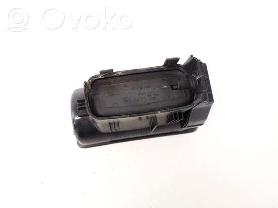 Volkswagen Golf IV Dash center air vent grill 1j1815716 1j1815716