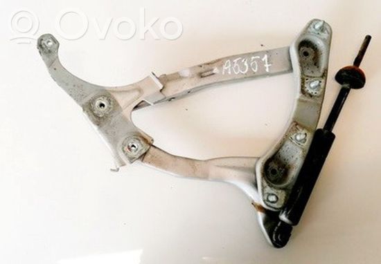Mercedes-Benz C W202 Engine bonnet/hood hinges