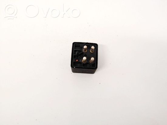 Mercedes-Benz C W202 Other relay 0332002197 0015426519 0332002197 0015426519