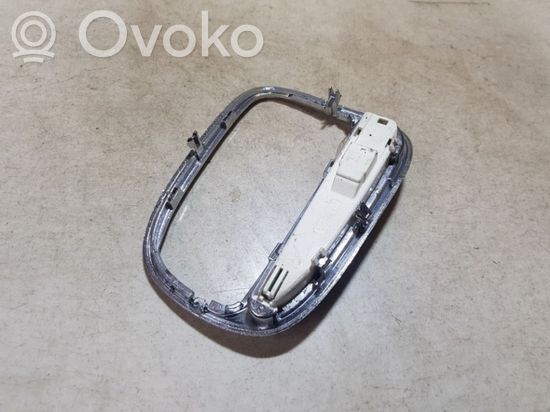 Mercedes-Benz C W203 Gear shifter surround trim plastic a2032672088 e039112100 e039110021 a2032672088 e039112100 e039110021