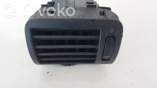 Volkswagen PASSAT B5.5 Dash center air vent grill 3b0819703d 3b0819703d