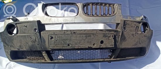 BMW X3 E83 Front bumper Pilka Pilka