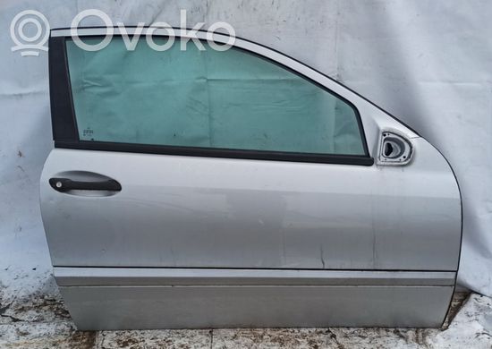 Mercedes-Benz C W203 Front door Pilka Pilka