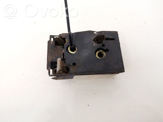 Volkswagen PASSAT B4 Rear door lock 357839016D 357839016D