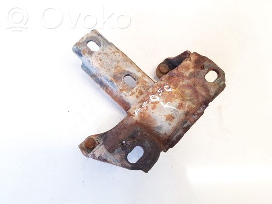 Mercedes-Benz C W203 Engine mount bracket