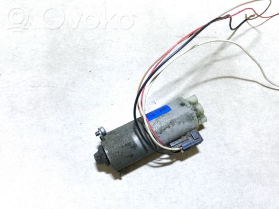 Mercedes-Benz S W220 Seat adjustment motor 2208201542 0130002568 2208201542 0130002568