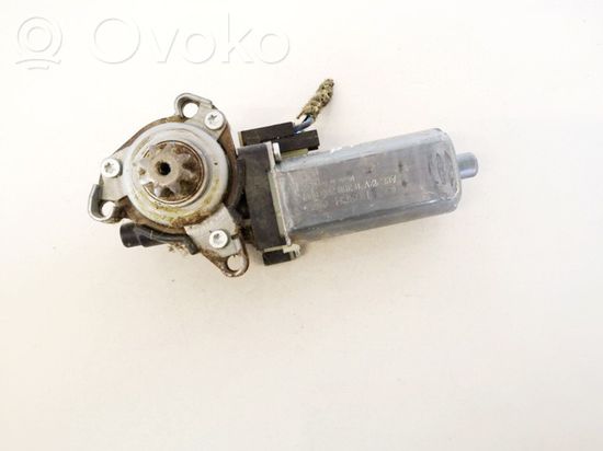 Mercedes-Benz C AMG W204 Seat adjustment motor 0390203002 82041898-4 0390203002 82041898-4
