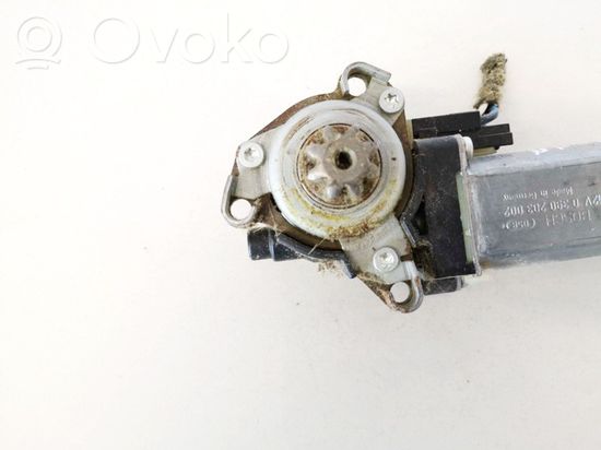 Mercedes-Benz C AMG W204 Seat adjustment motor 0390203002 82041898-4 0390203002 82041898-4