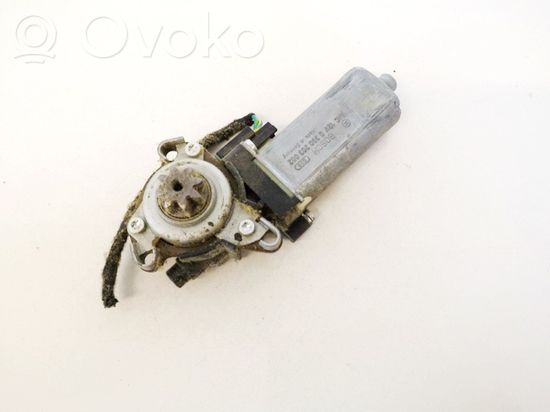 Mercedes-Benz E W211 Seat adjustment motor 0390203002 82041898-4 0390203002 82041898-4