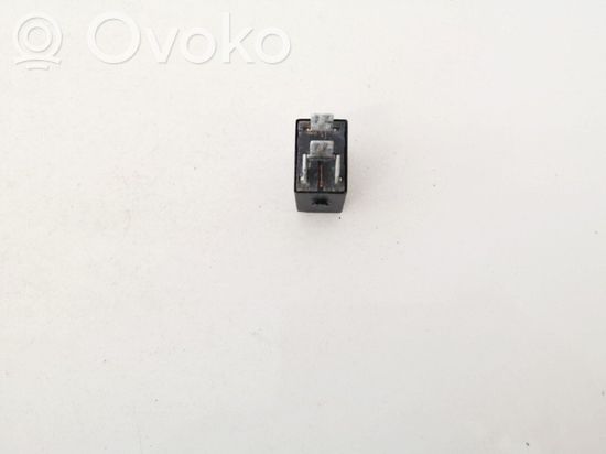 Mercedes-Benz SLK R171 Other relay 0025421119 A1001-X42 0025421119 A1001-X42