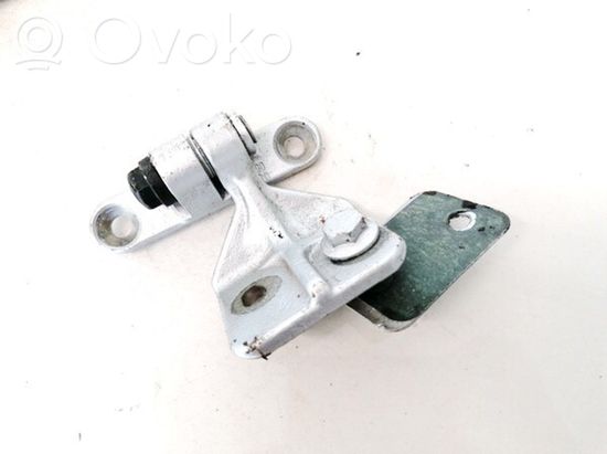 Mercedes-Benz C W203 Rear door lower hinge