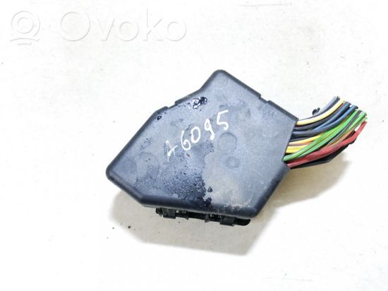 Volkswagen PASSAT B5 Fuse box set