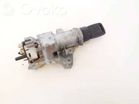 Audi A4 S4 B5 8D Ignition lock 4b0905651e 4b0905651e