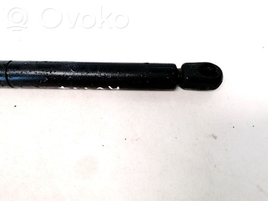 Audi A4 S4 B5 8D Tailgate/trunk strut/damper 8D5827552B 8D5827552B