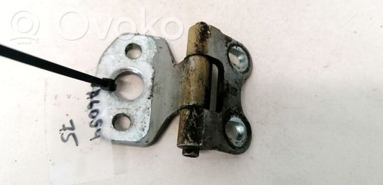 Mercedes-Benz E W210 Front door upper hinge