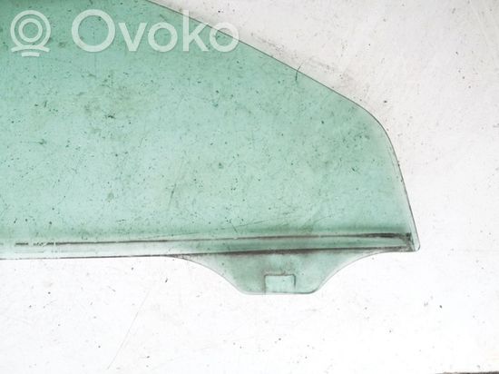 Mercedes-Benz CLC CL203 Front door window glass four-door