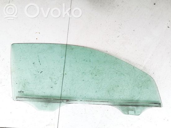Mercedes-Benz CLC CL203 Front door window glass four-door