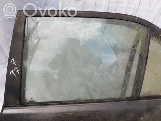 BMW 7 E38 Rear door window glass