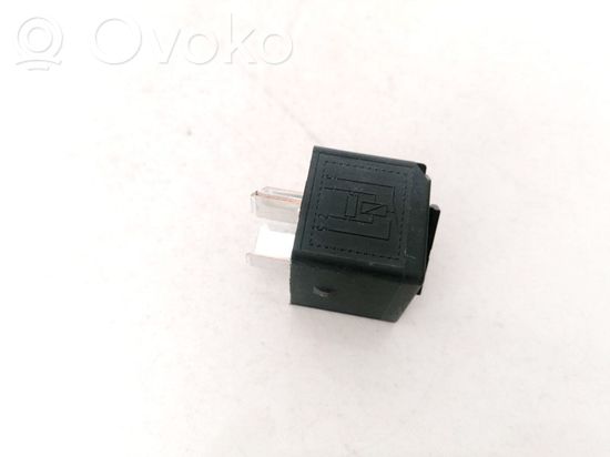 BMW 5 E60 E61 Other relay 61366901469 61.36-6901469 V23136-J6-X48 61366901469 61.36-6901469 V23136-J6-X48