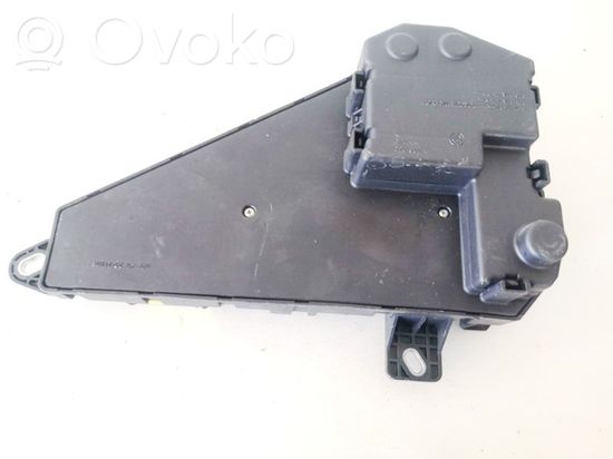 BMW 5 E60 E61 Fuse box set 6906588 6906588-08 6906588 6906588-08