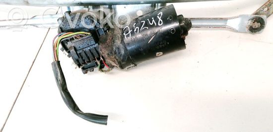 Volkswagen PASSAT B5 Wiper motor 0390241132 0390241132