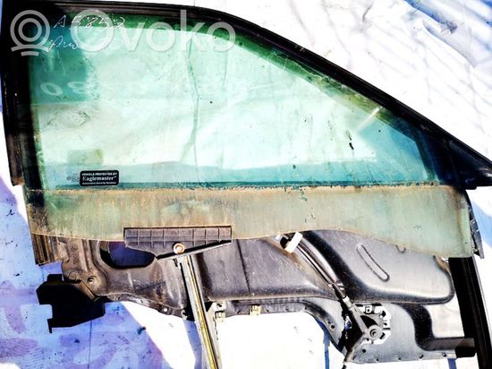 Audi 80 90 B3 Front door window/glass frame