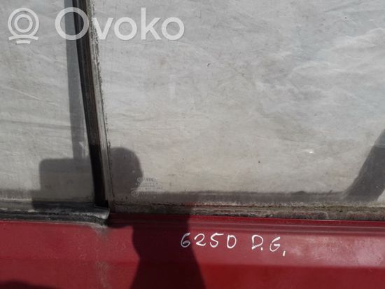 Volkswagen Golf II Rear door window glass