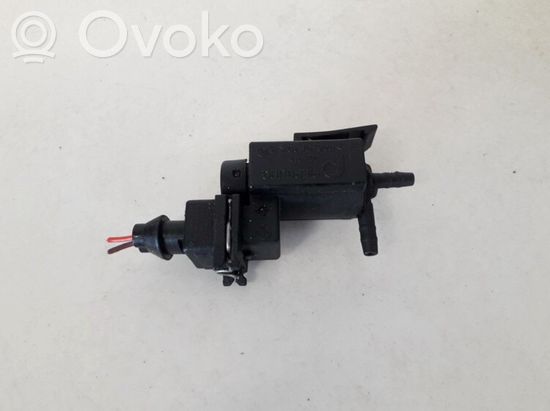 BMW 5 E39 Turbo solenoid valve