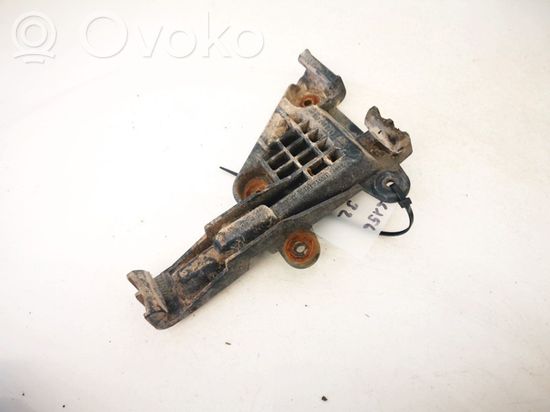 Audi 80 90 S2 B4 Front bumper mounting bracket 8a0807284 8a0807284