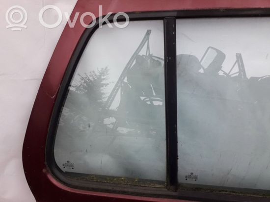 Volkswagen Golf III Rear vent window glass