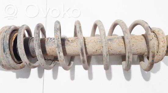 Volkswagen Golf III Rear coil spring