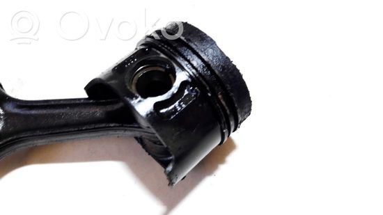 Mercedes-Benz Vito Viano W638 Piston with connecting rod 603 603