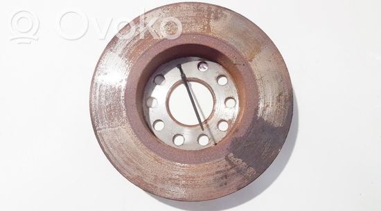 Volkswagen Golf V Rear brake disc neventiliuojamas neventiliuojamas