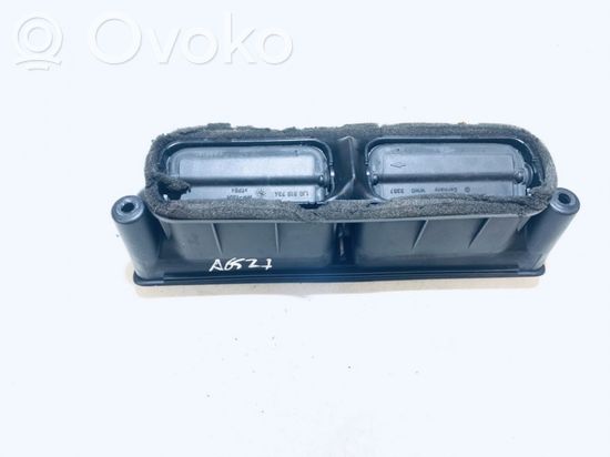 Volkswagen Golf IV Dash center air vent grill 1j0819734 1j0819728 1j0819736c 1j0819734 1j0819728 1j0819736c
