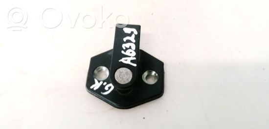 BMW 5 E39 Rear door lock loop/hook striker 8176350 8176350