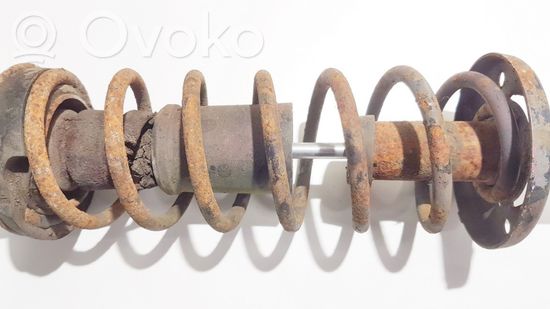 Volkswagen Golf III Rear coil spring