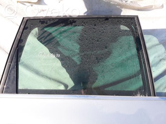 Volkswagen Touareg I Rear door window glass
